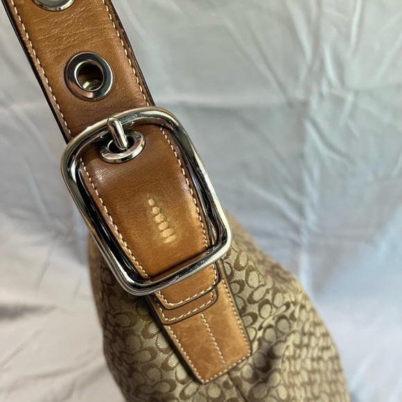 AUTHENTIC Coach convertible cross body - Picture 8 of 16